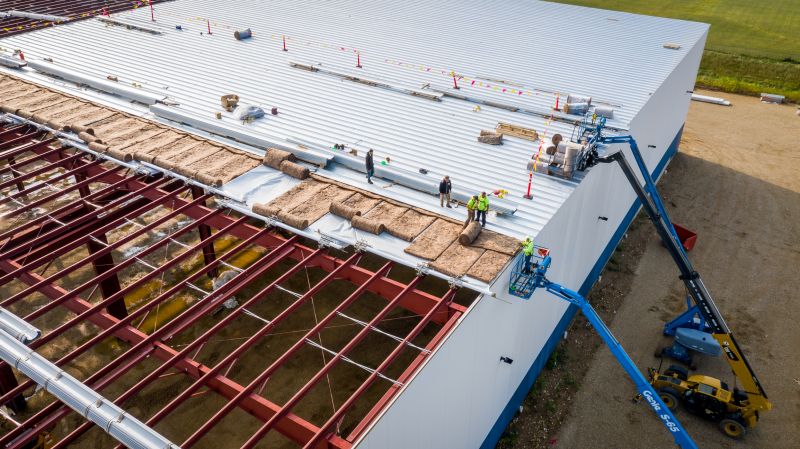 Why Businesses Choose Metal Roofs In Miami, Florida